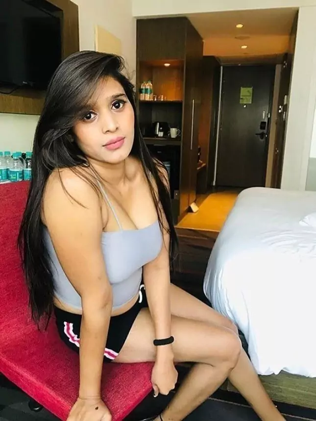 कॉल गर्ल्स सर्विस  तलाव पाली